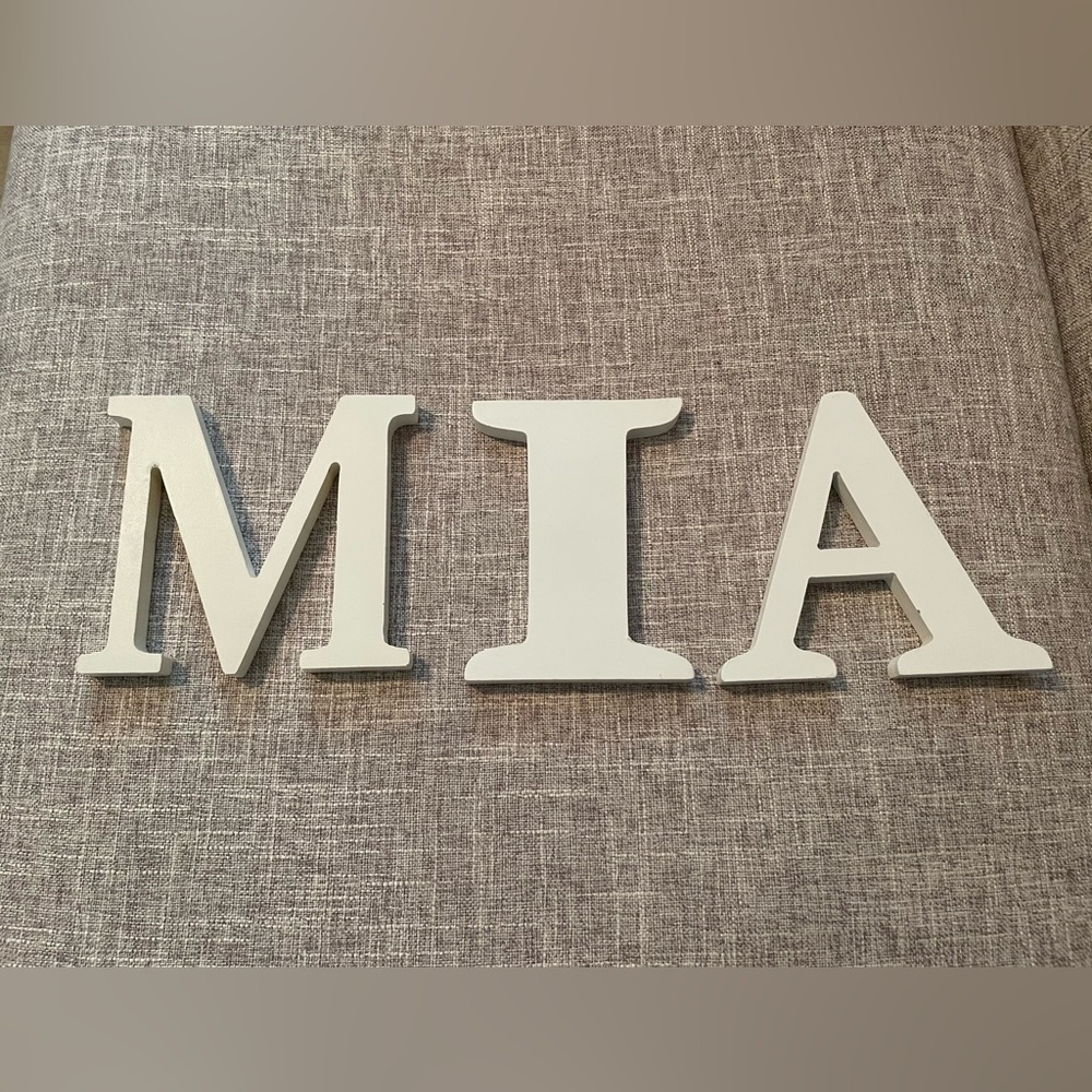 White Wooden Decorative Letters 'MIA'